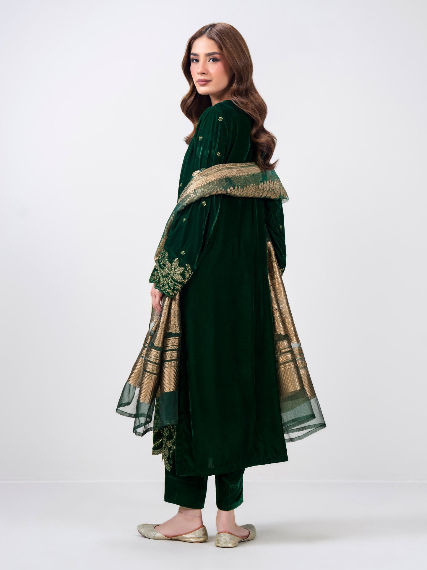3 Piece Velvet Suit- Embroidered (Pret)