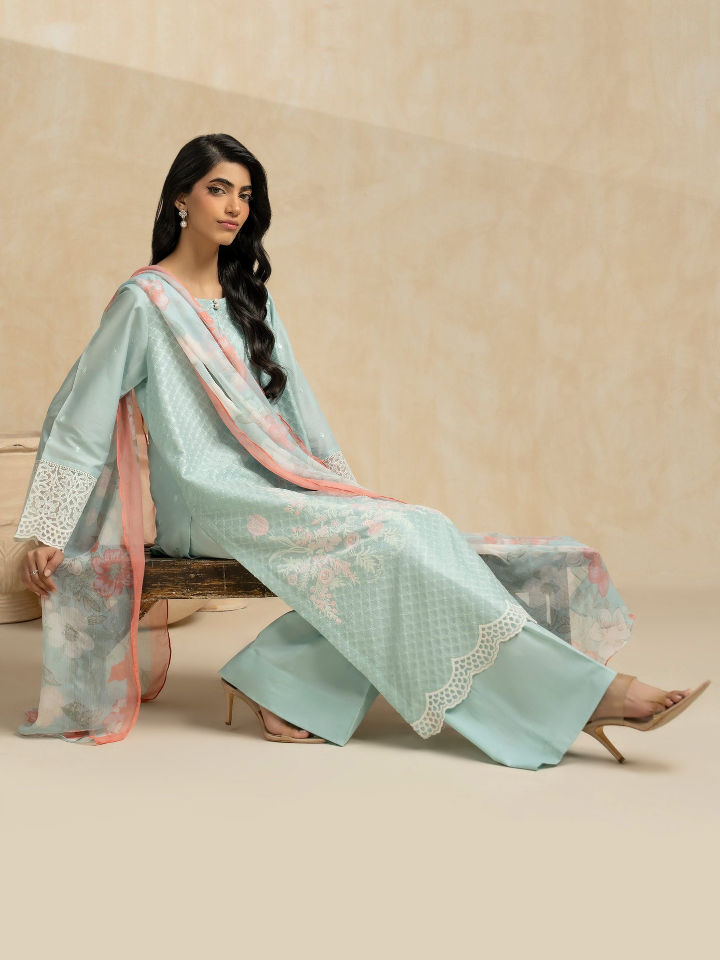 3 Piece Lawn Suit-Embroidered (Pret)