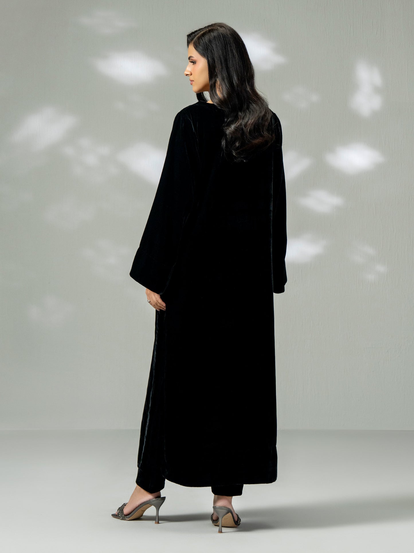 2-Piece Velvet Suit (Pret)