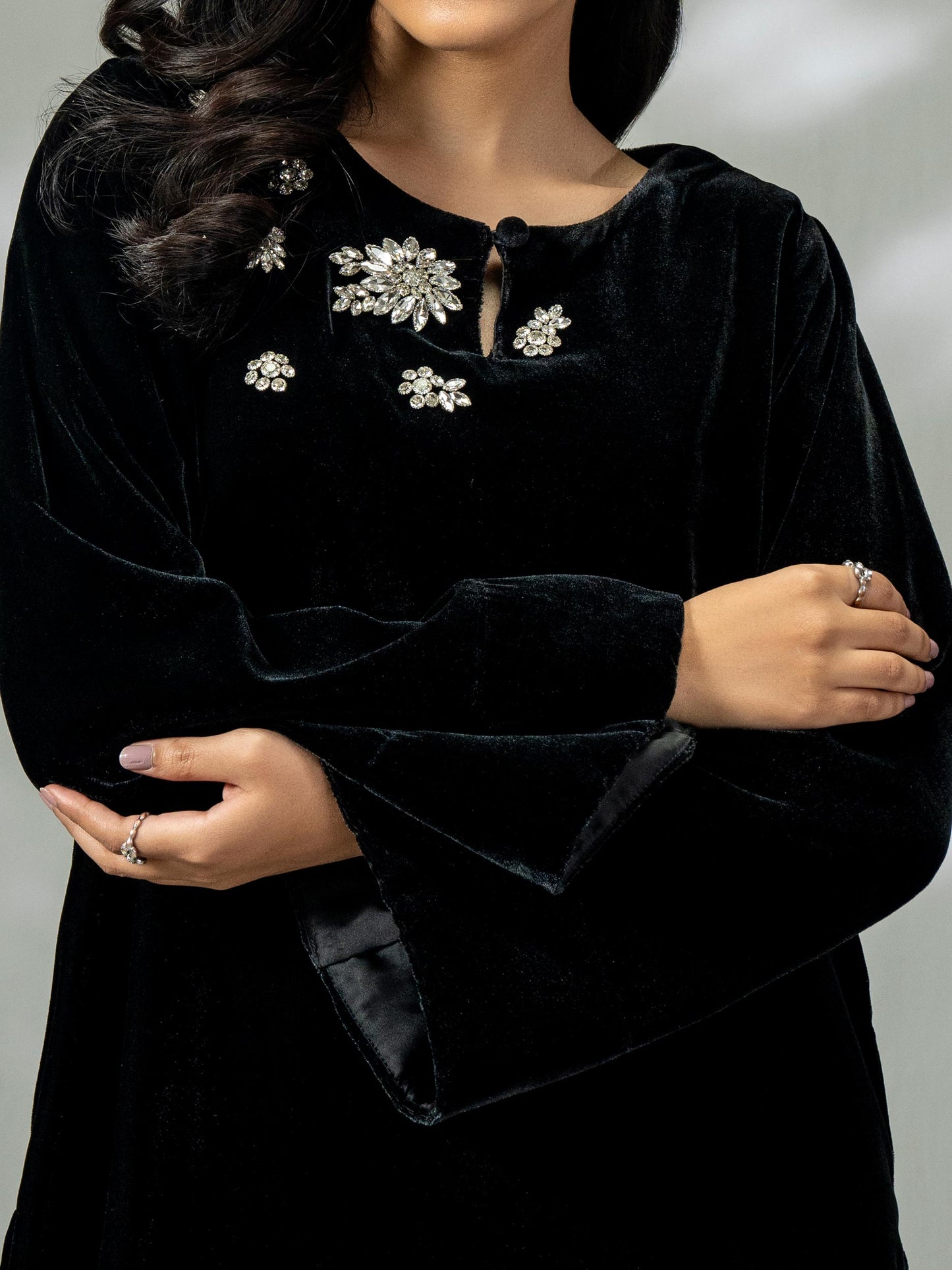 2-Piece Velvet Suit (Pret)