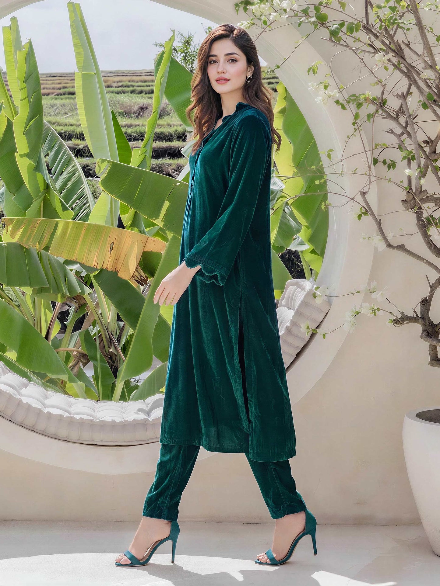 2 Piece Velvet Suit (Pret)