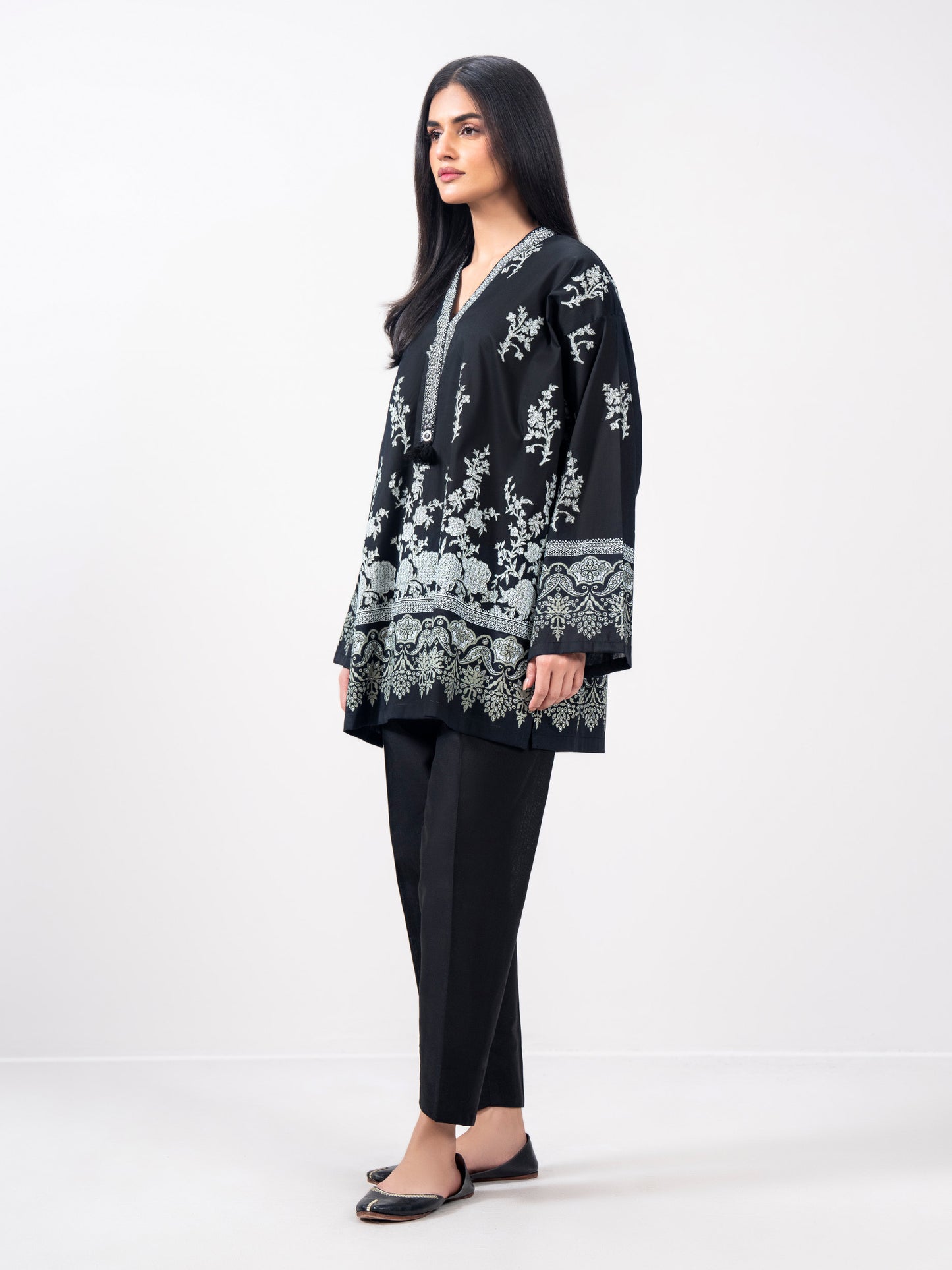Lawn Kurti (Pret)