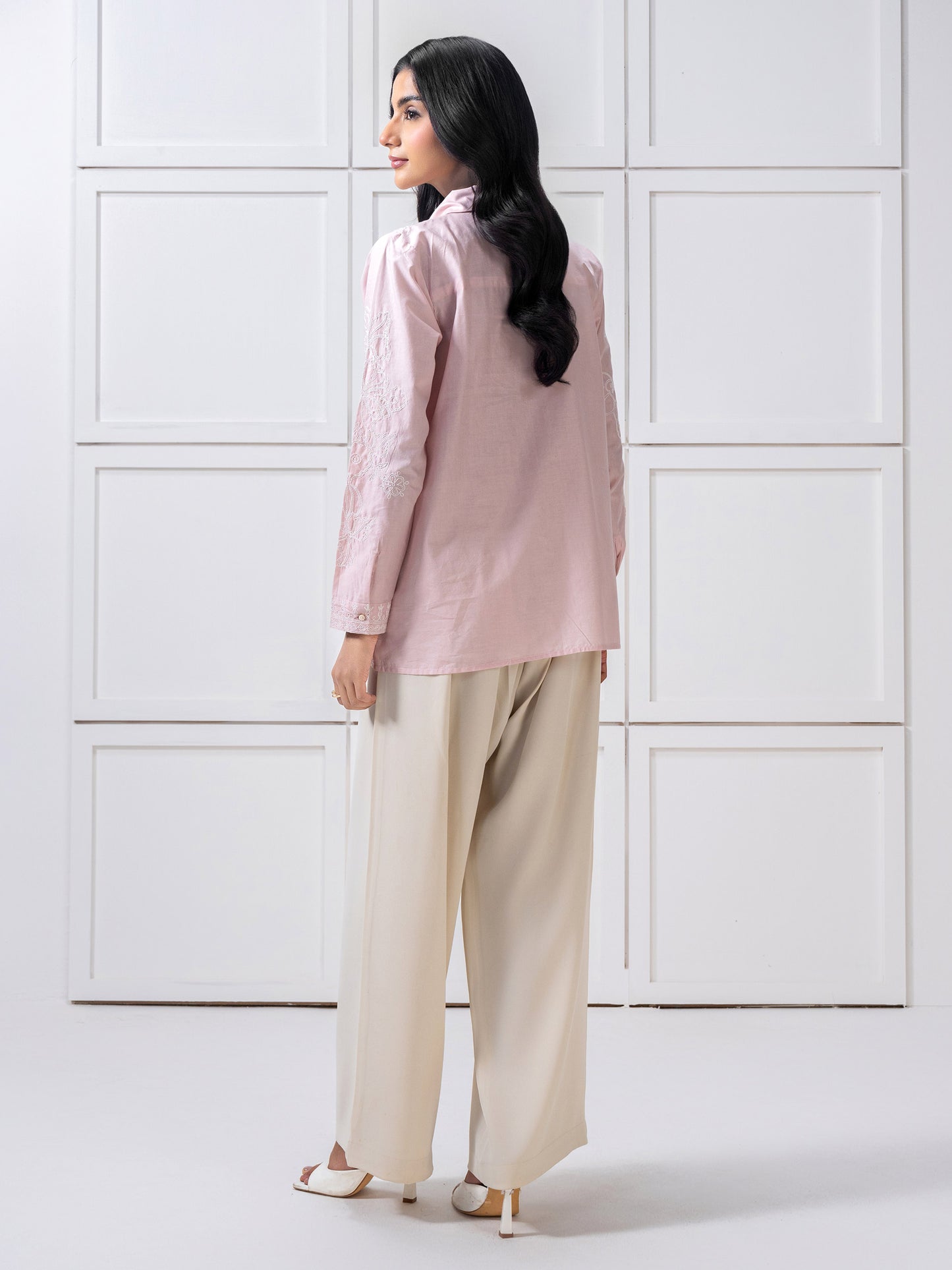 Cambric Top-Embroidered (Pret)