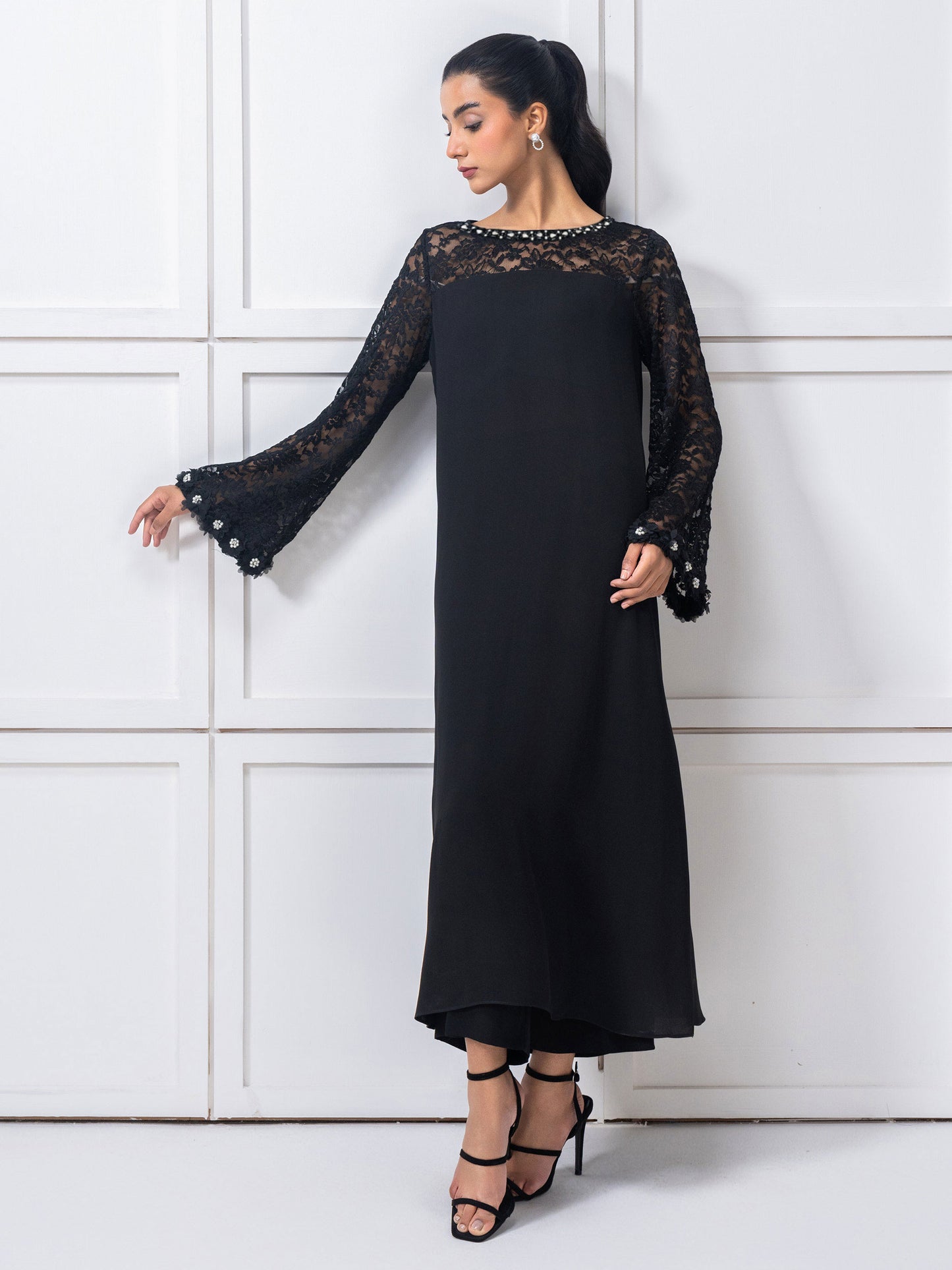 2 Piece Grip Suit -Embroidered (Pret)