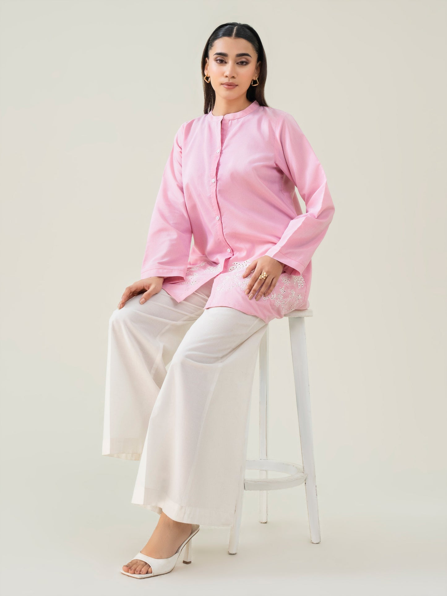 Embroidered Grip Top