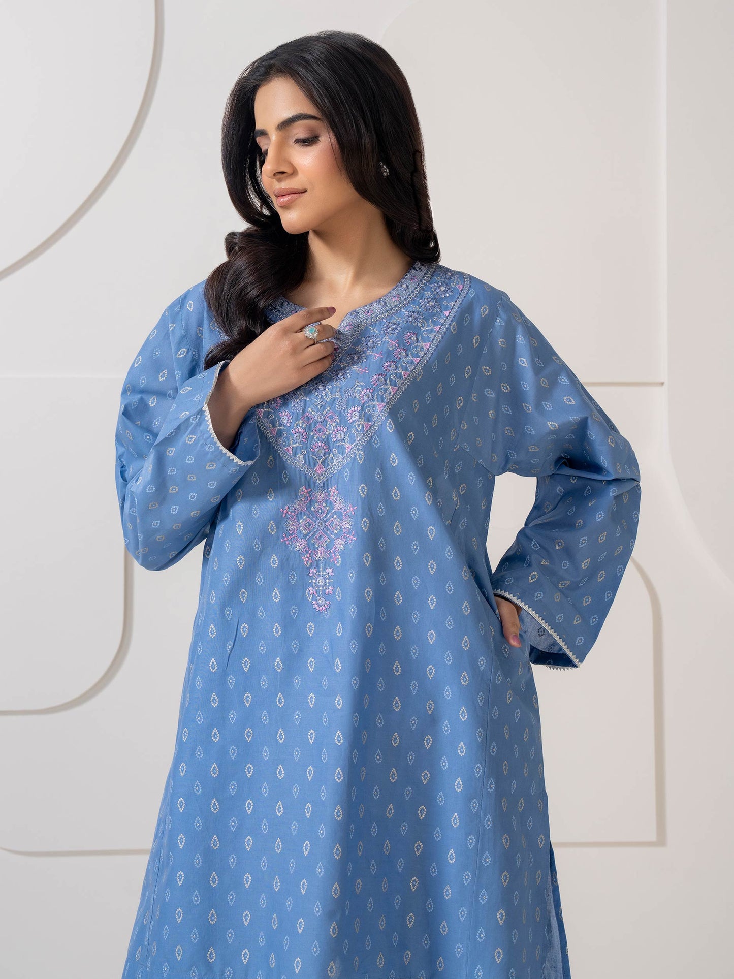 2 Piece Lawn Suit-Embroidered  (Pret)