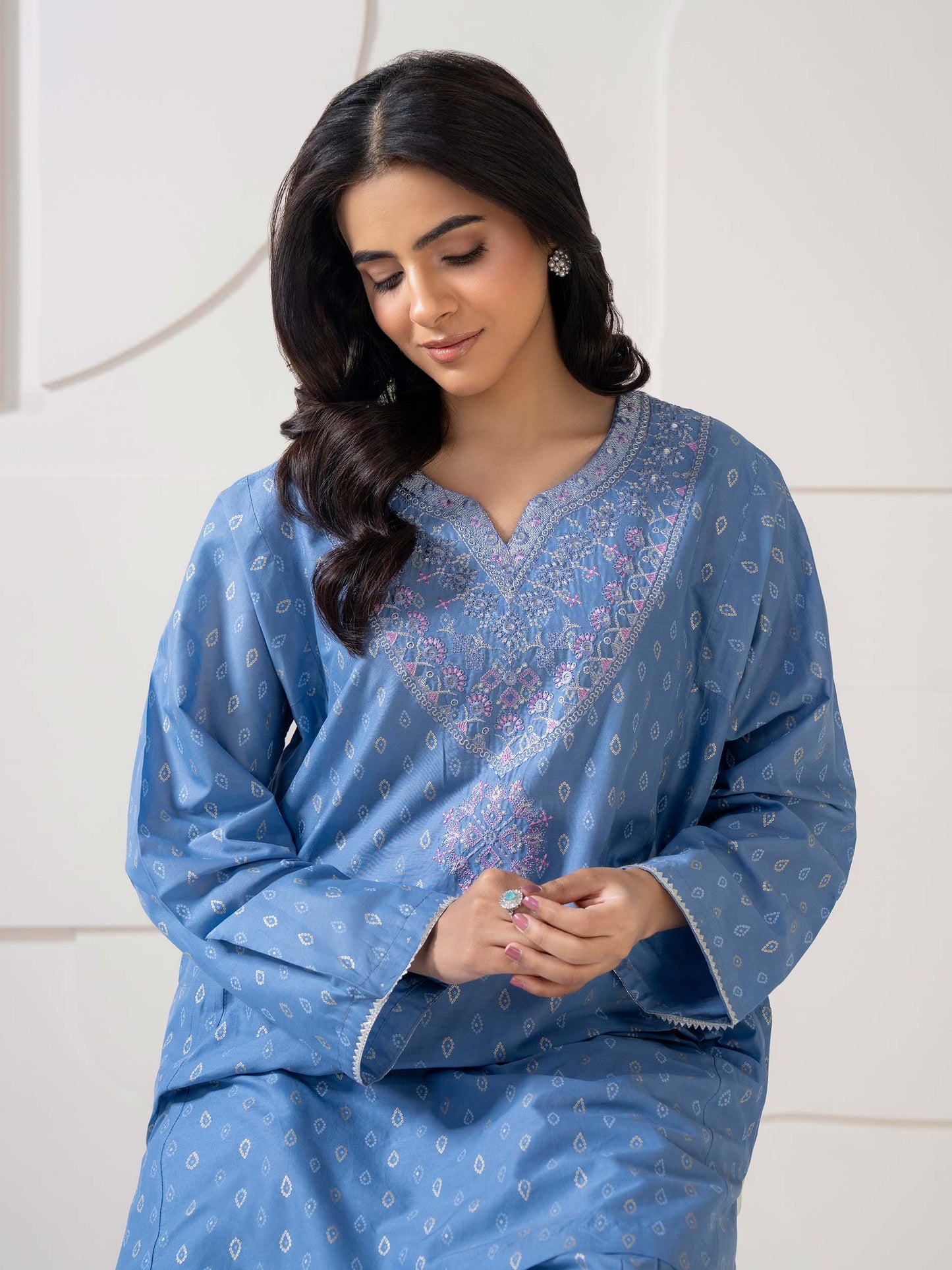2 Piece Lawn Suit-Embroidered  (Pret)