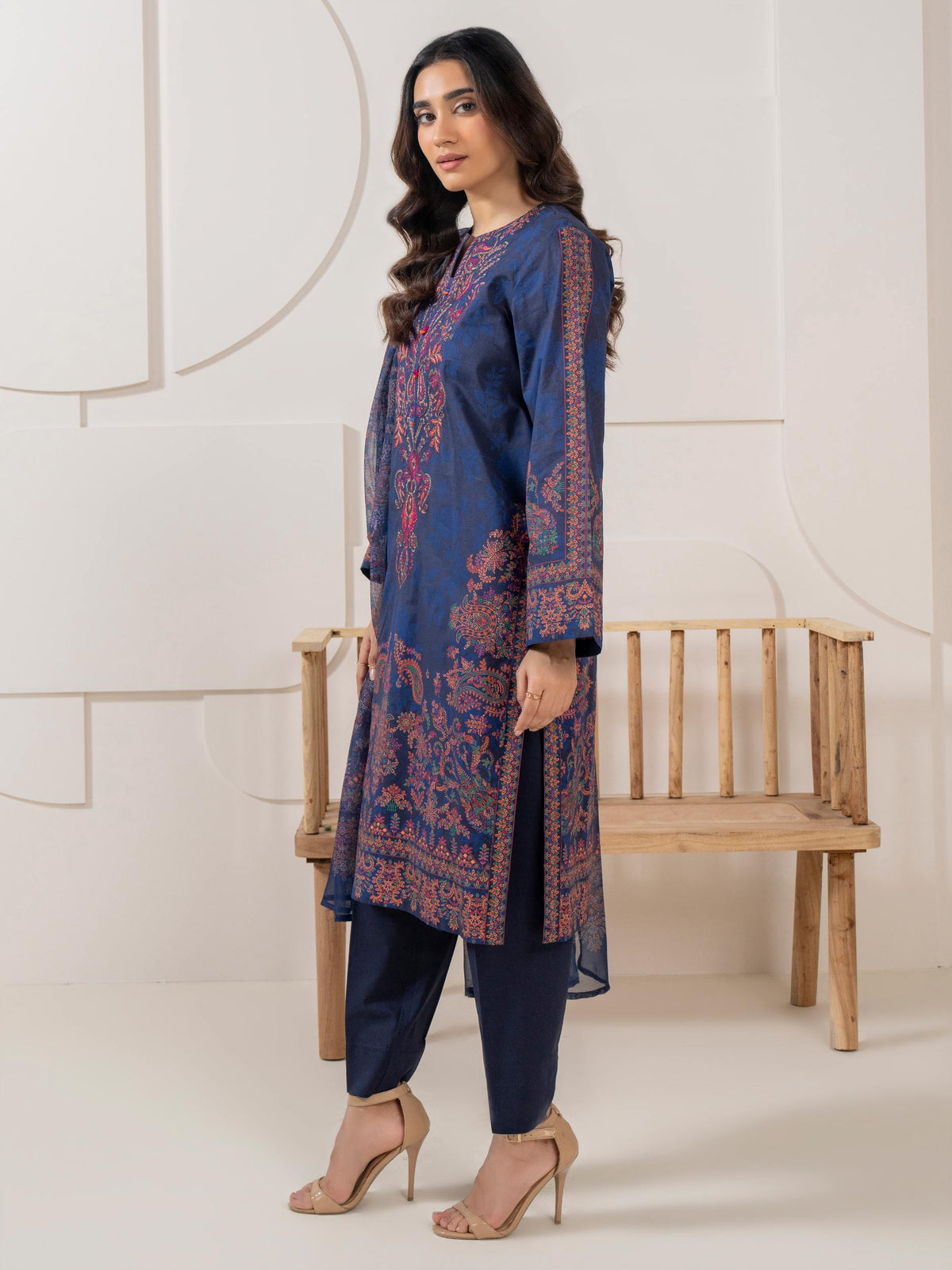 3 Piece Lawn Suit-Embroidered  (Pret)