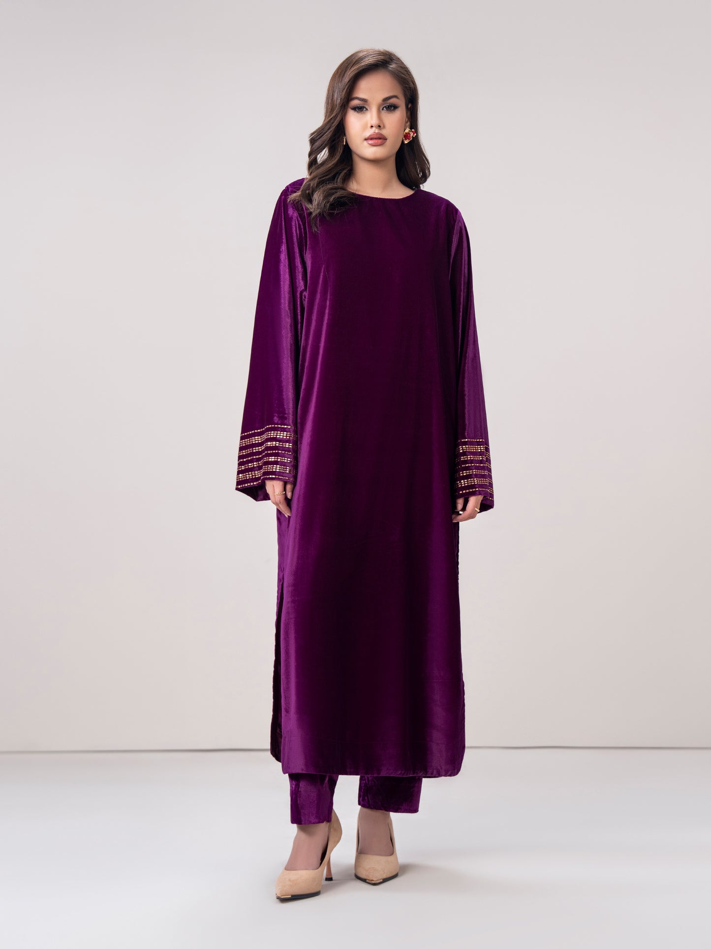 2-Piece Velvet Suit- Embroidered (Pret)