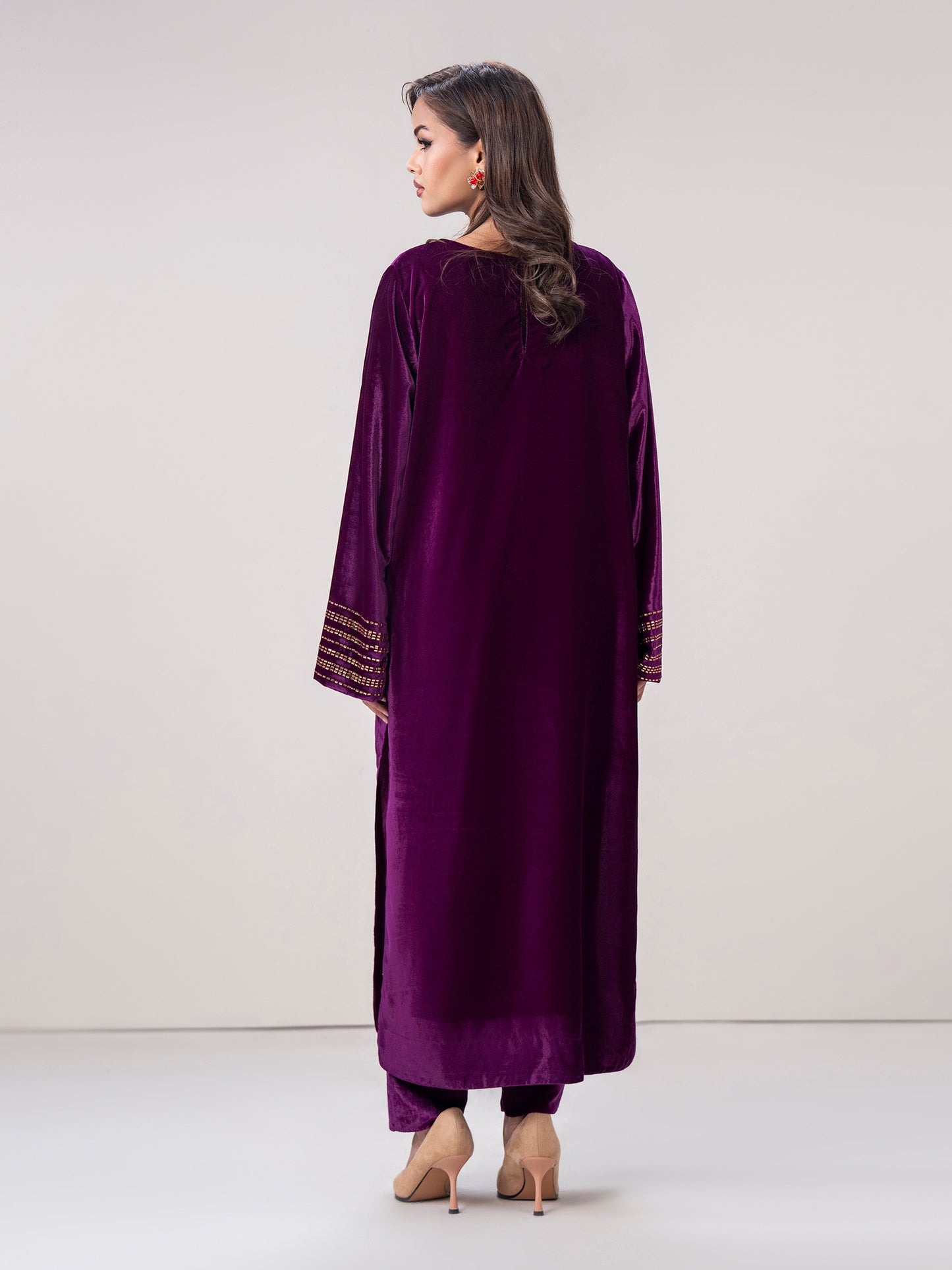 2-Piece Velvet Suit- Embroidered (Pret)