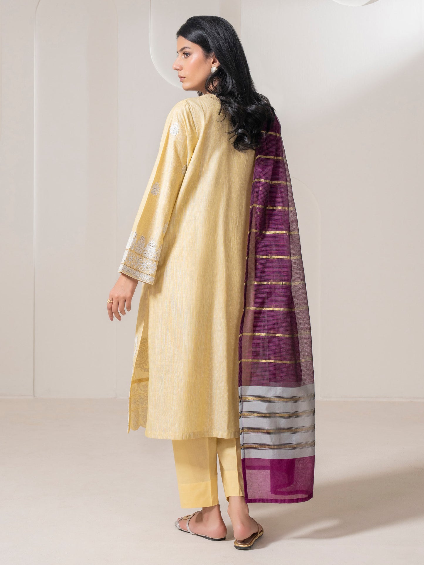 3 Piece Lawn Suit-Embroidered (Pret)