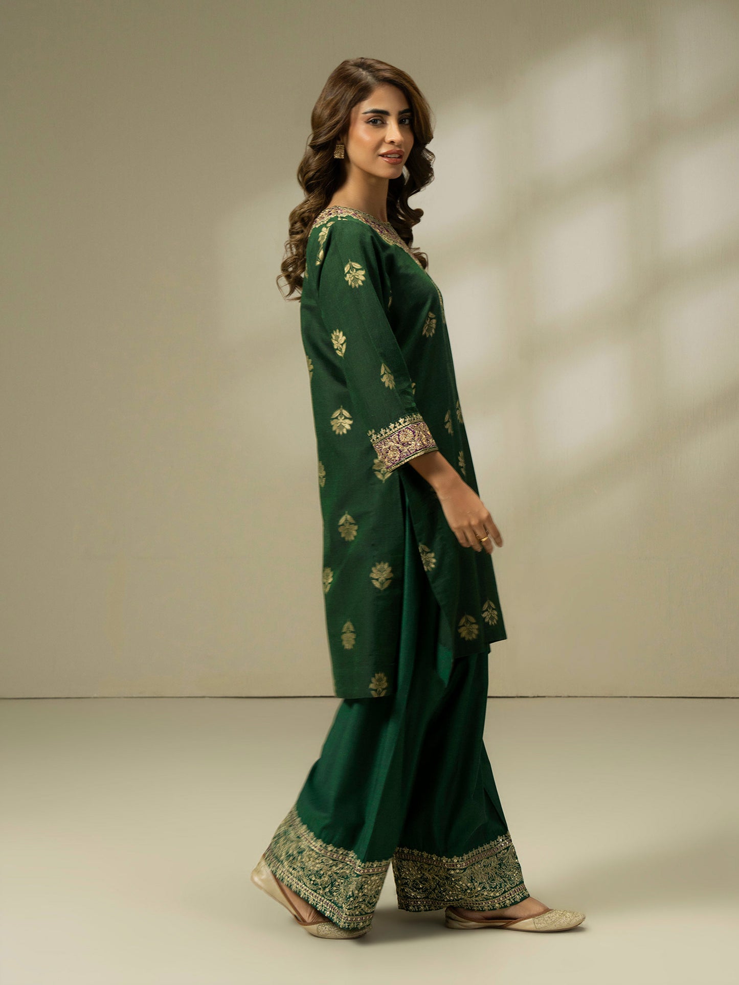2 Piece Jacquard Suit-Embroidered (Pret)