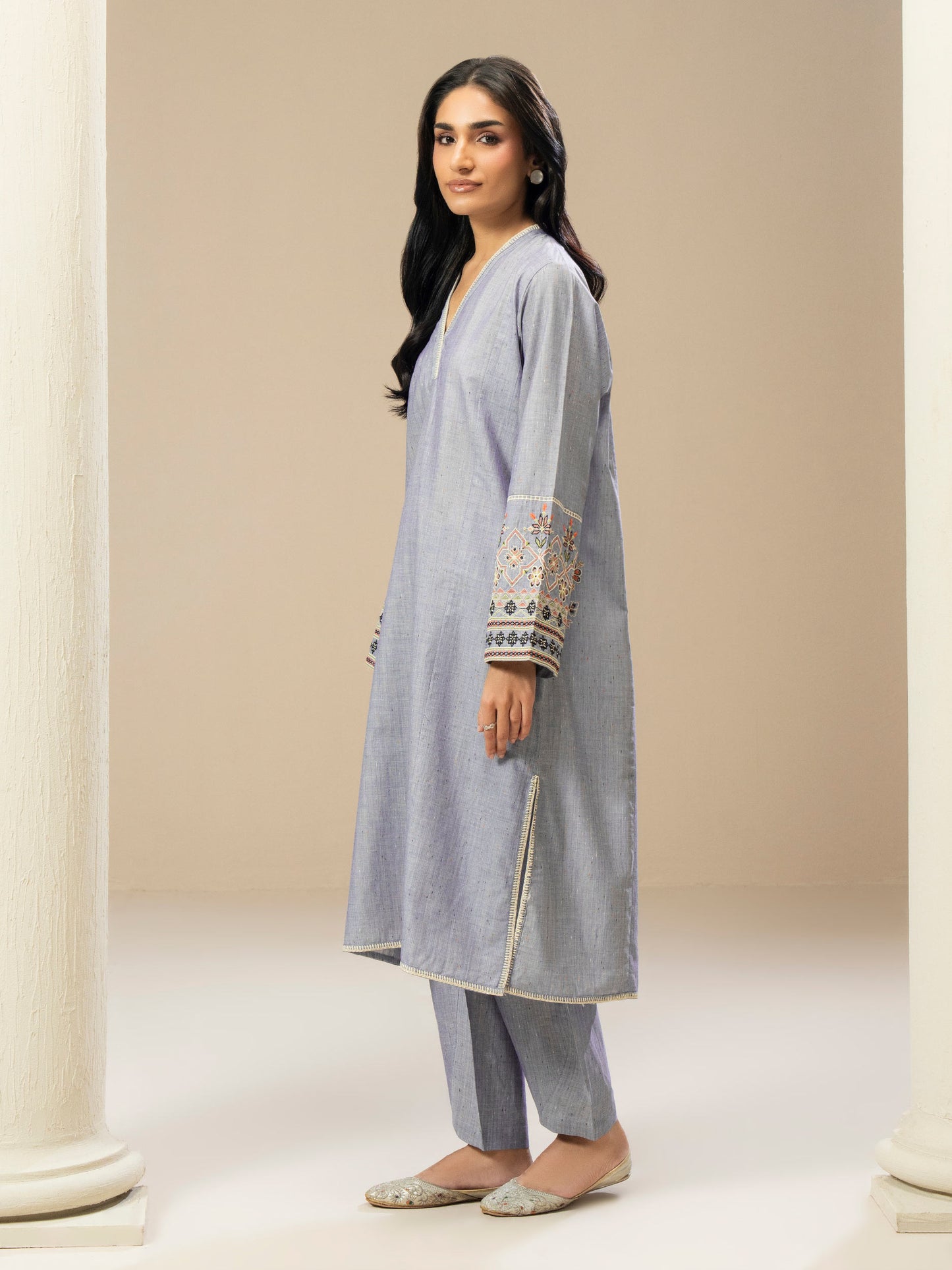 2 Piece Yarn Dyed Suit- Embroidered (Pret)