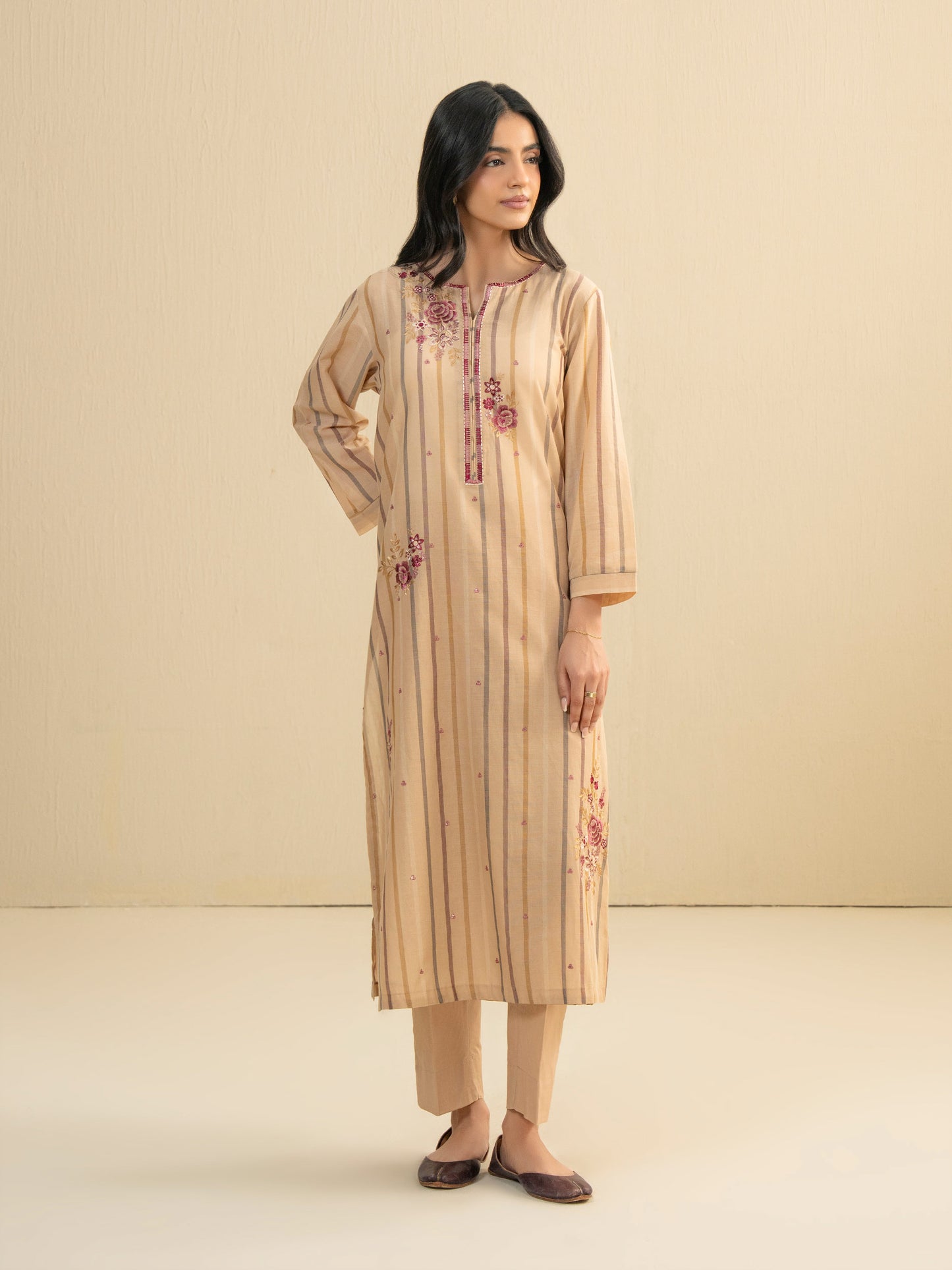 2 Piece Yarn Dyed Suit-Embroidered (Pret)