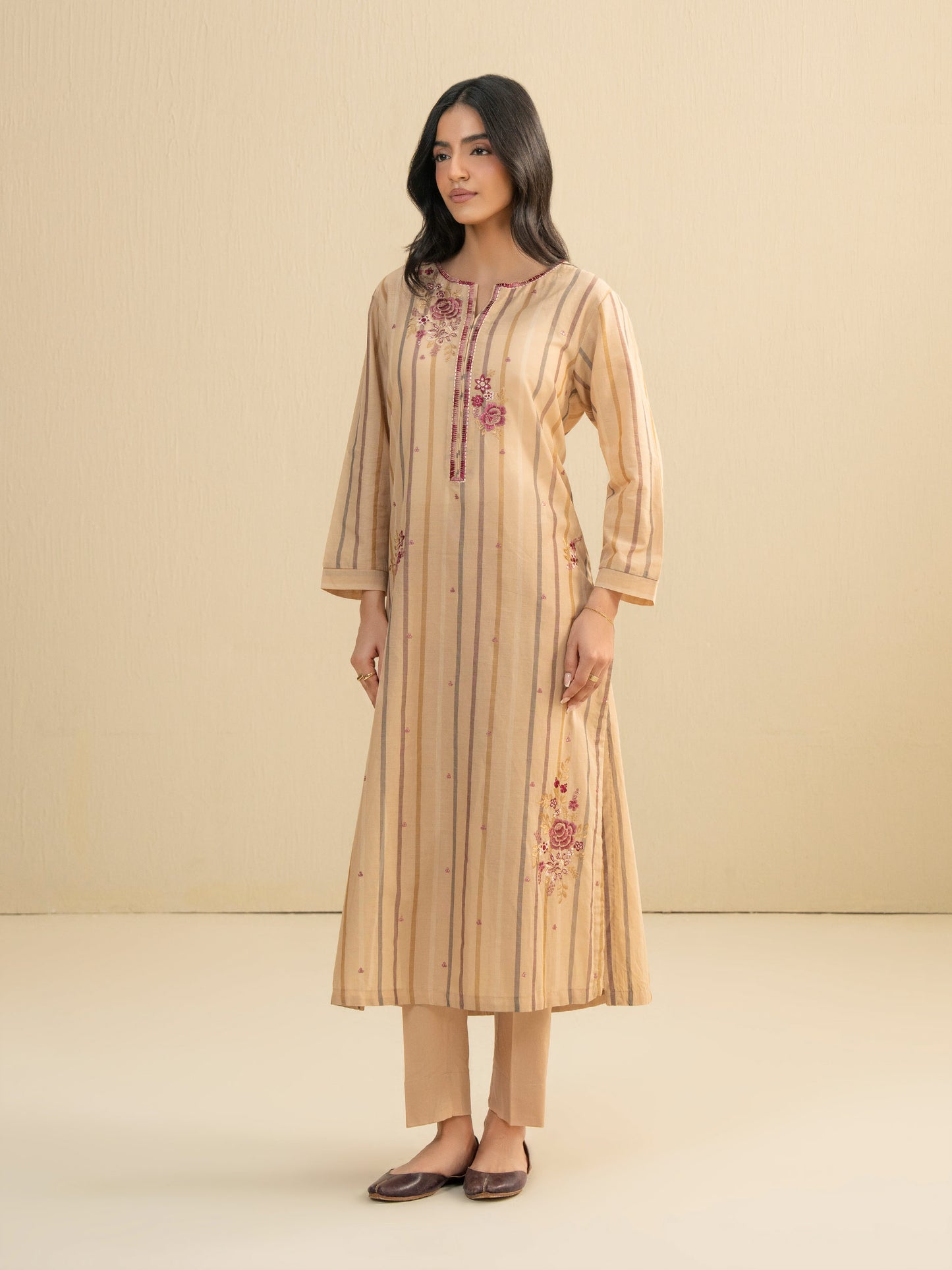 2 Piece Yarn Dyed Suit-Embroidered (Pret)