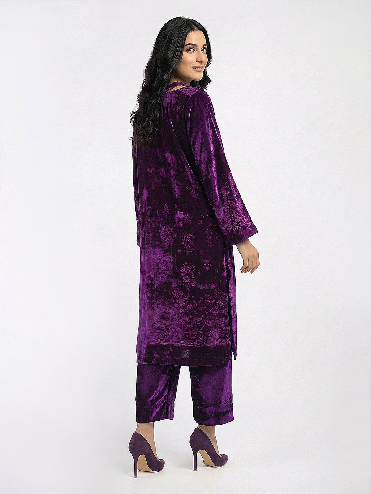 2 Piece Velvet Suit- Embellished Pret)