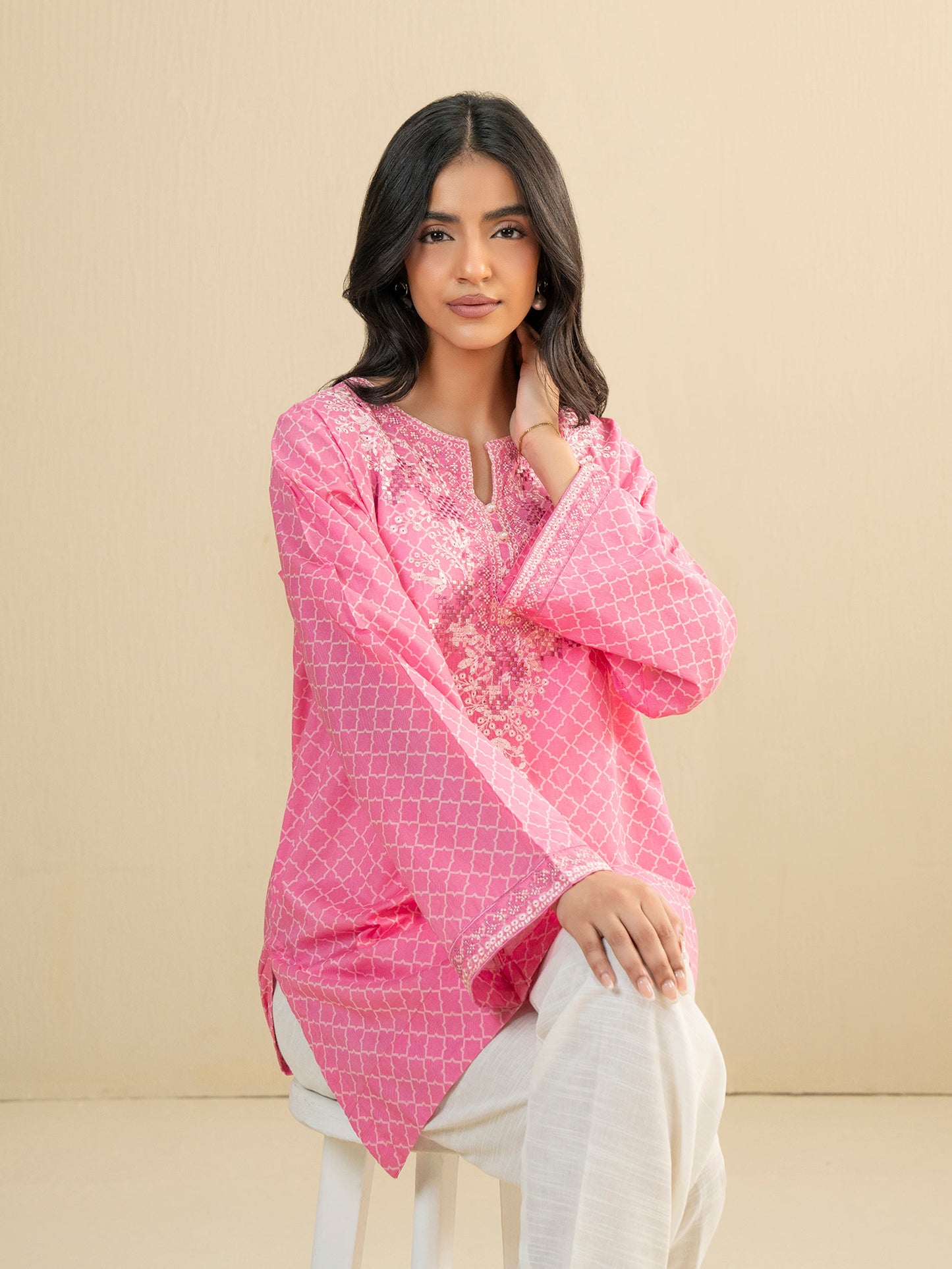 Cambric Kurti-Embroidered (Pret)