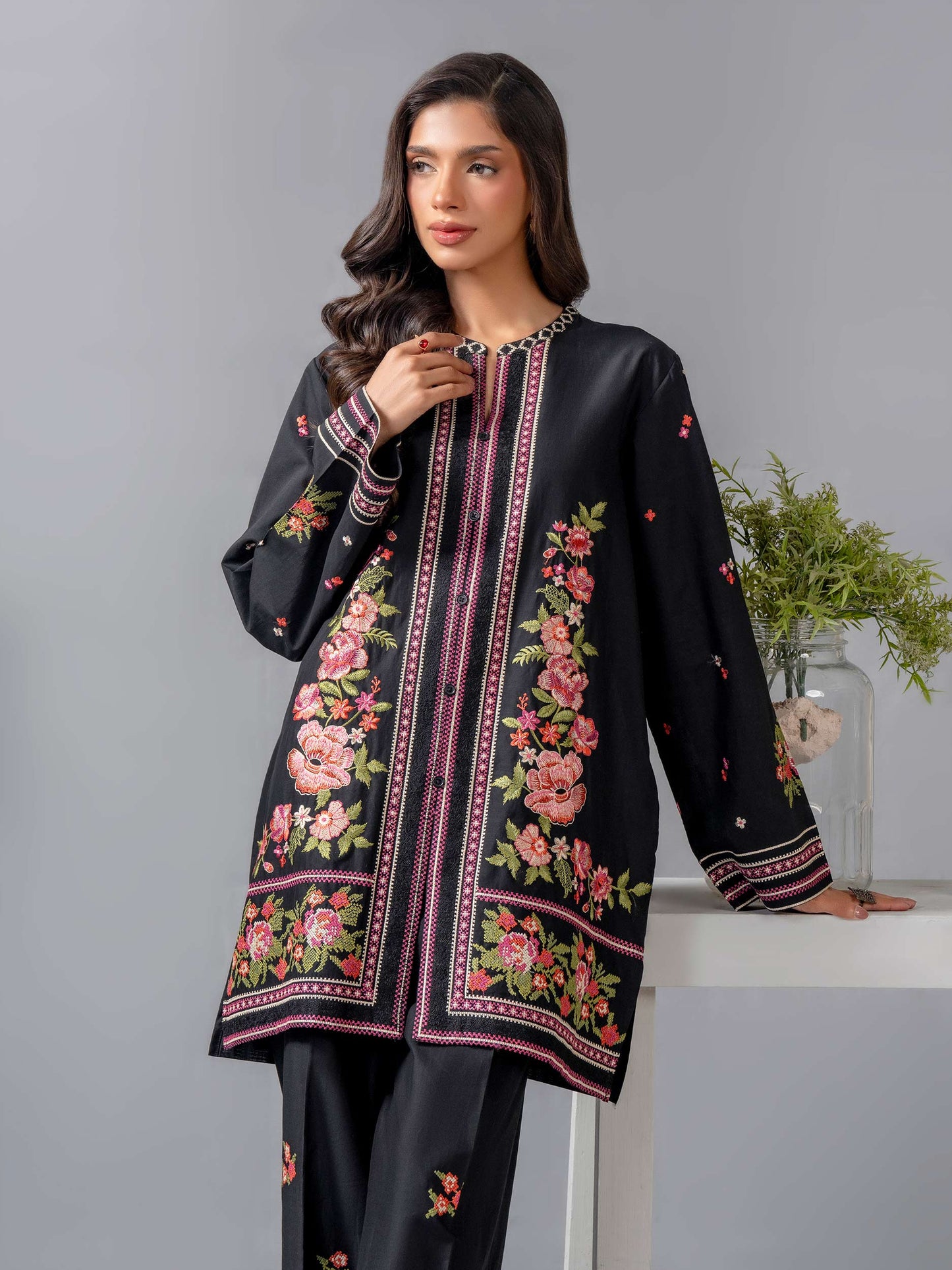 Lawn Co-ord Set-Embroidered