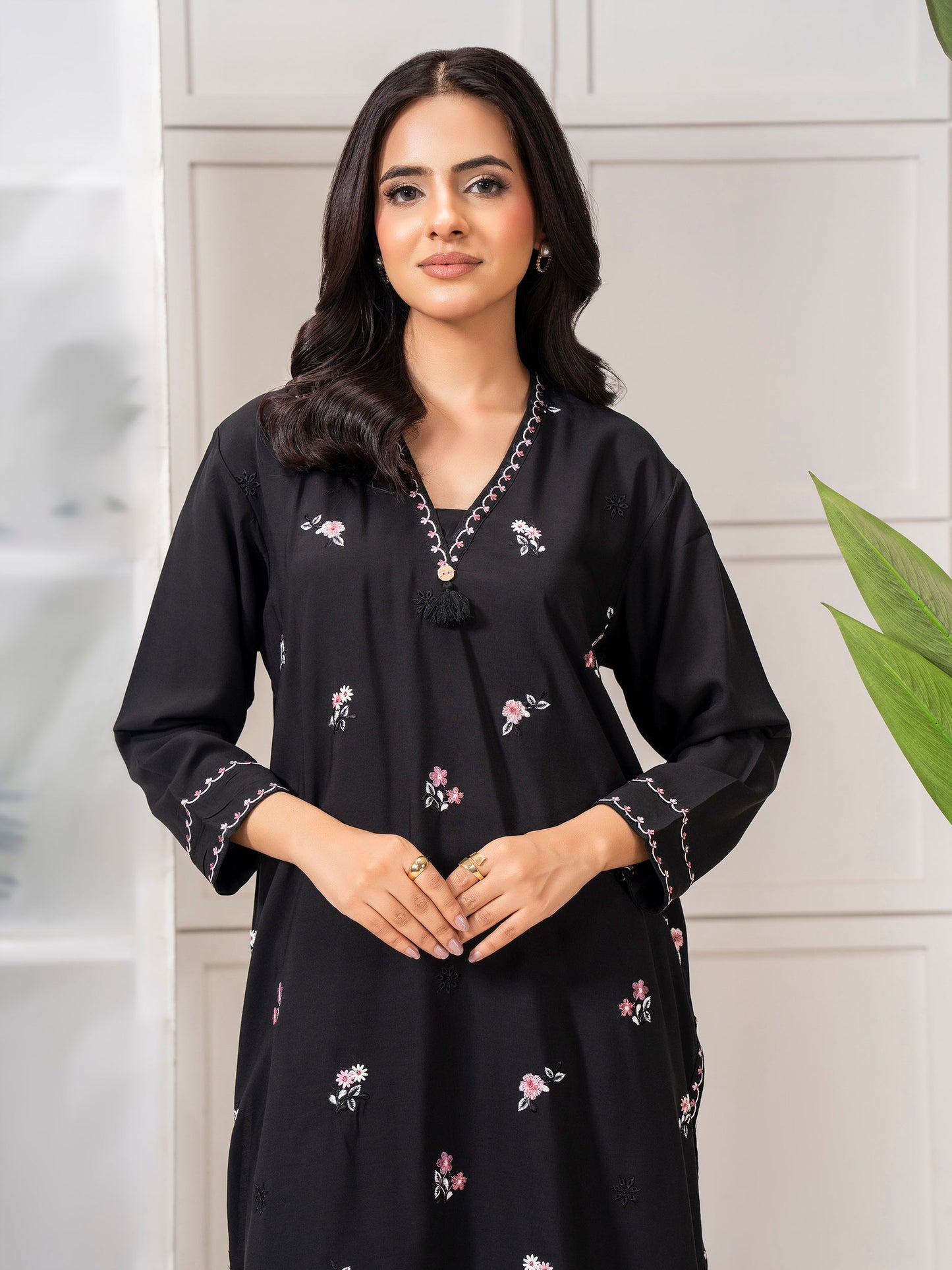 2 Piece Linen Suit-Embroidered (Pret)