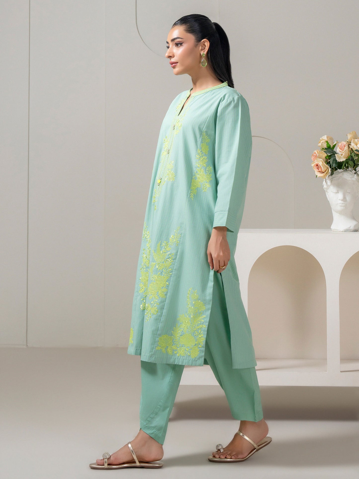 2 Piece Yarn Dyed Suit-Embroidered (Pret)