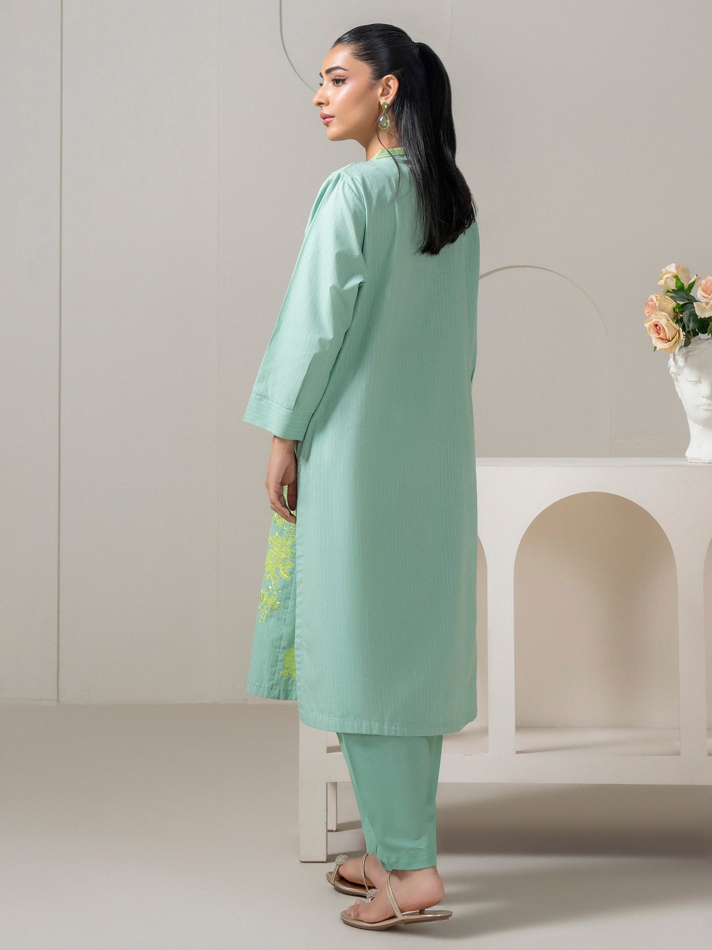 2 Piece Yarn Dyed Suit-Embroidered (Pret)