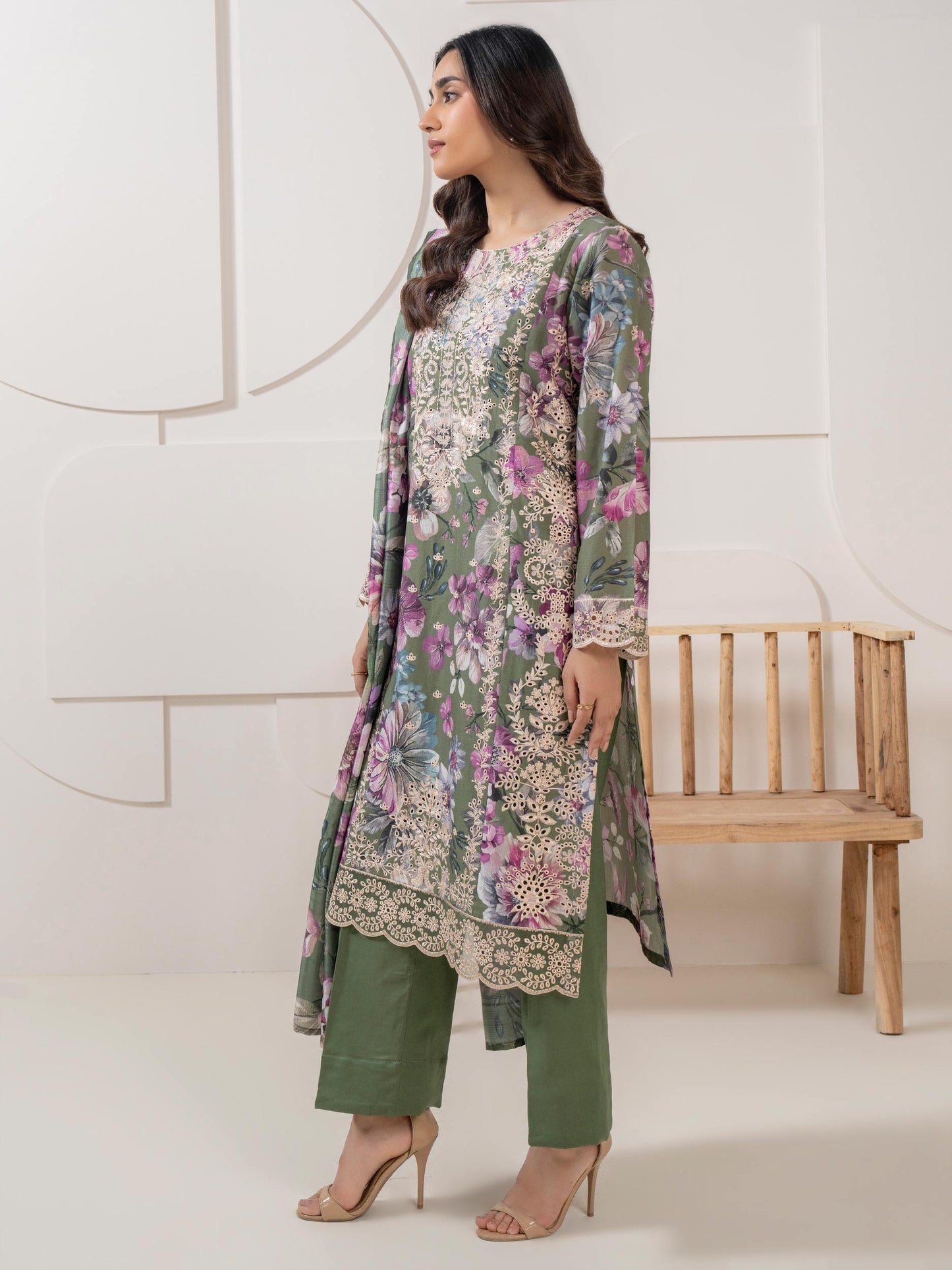 3 Piece Lawn Suit-Embroidered (Pret)