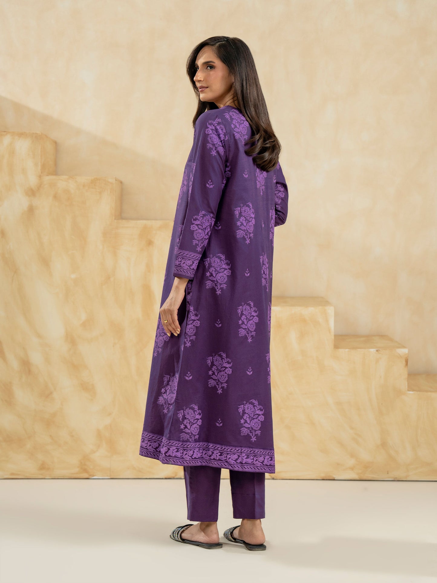 2 Piece Lawn Suit-Emboss Print (Pret)