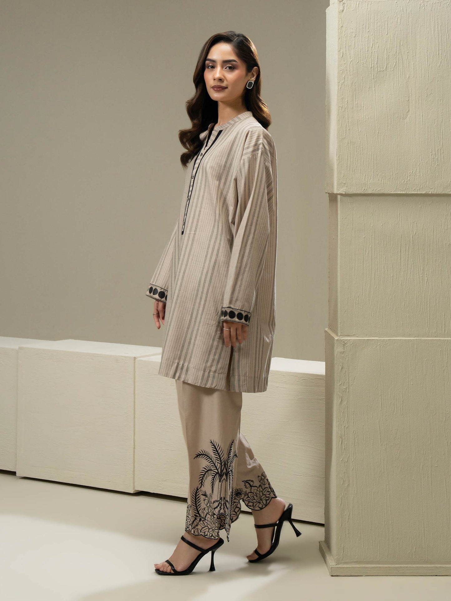 2 Piece Yarn Dyed Suit (Pret)