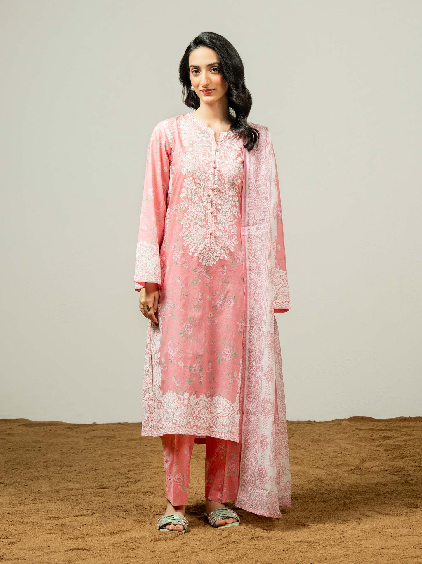 3 Piece Lawn Suit (Pret)