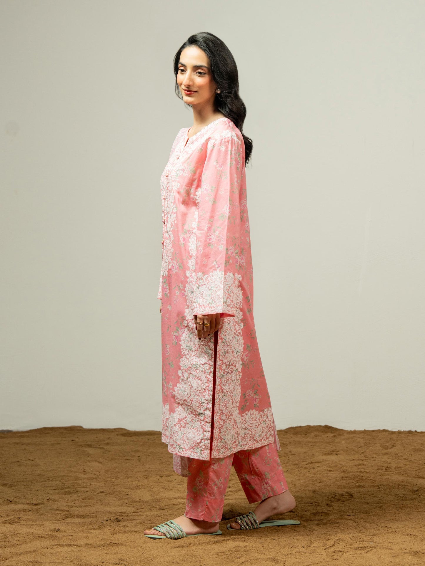 3 Piece Lawn Suit (Pret)