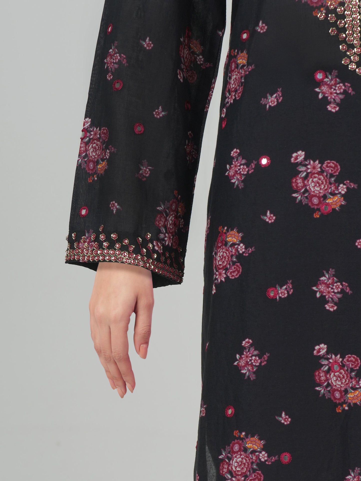 2 Piece Lawn Suit- Embroidered (Pret)