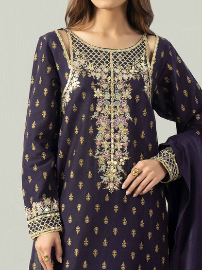 3 Piece Khaddar Suit- Embroidered (Pret)