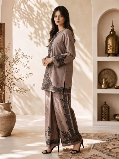 Khaddar Co-ord Set- Embroidered
