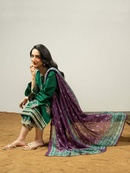3 Piece Lawn Suit-Embroidered (Pret)