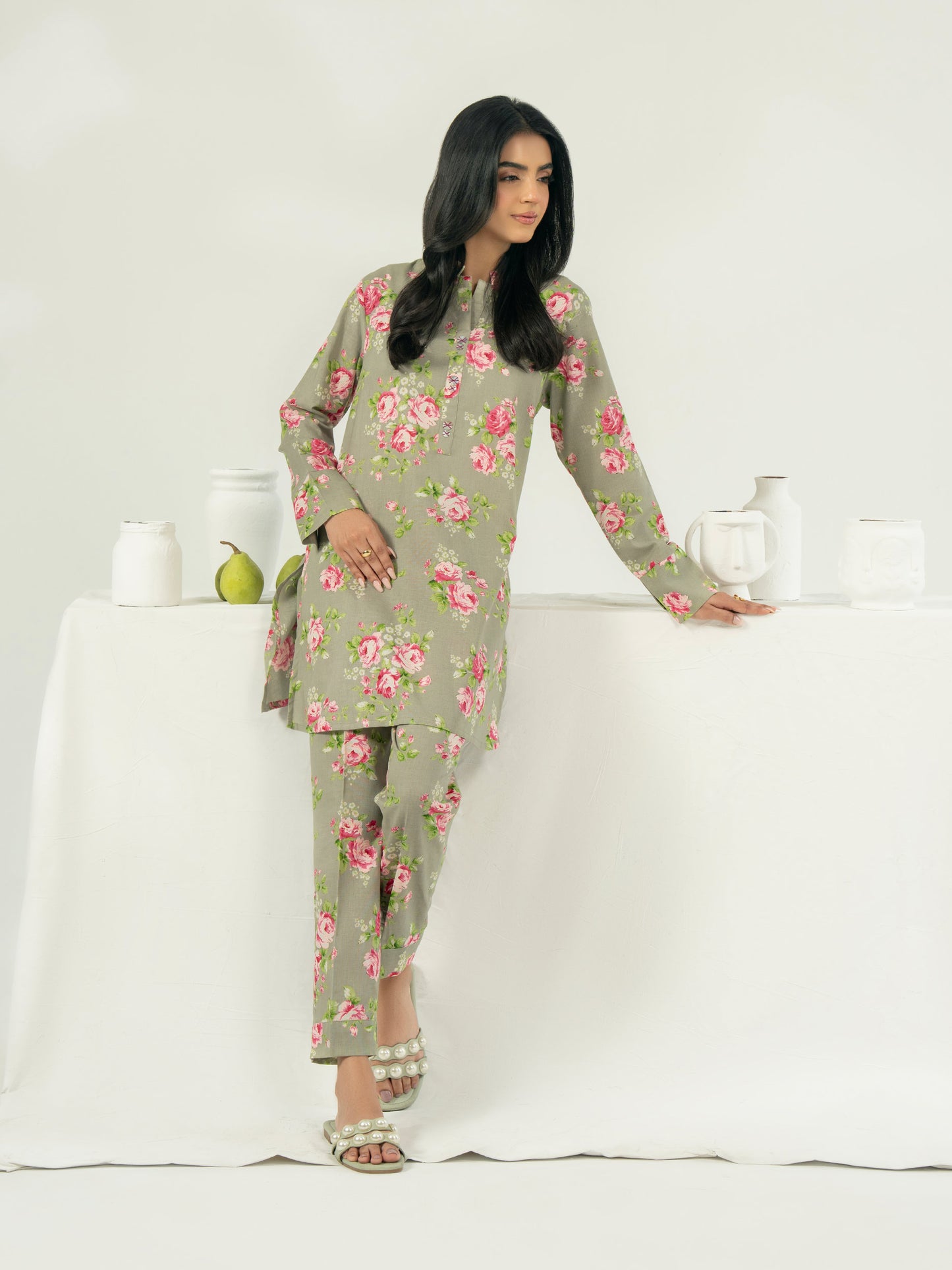 2 Piece Khaddar Suit-Printed (Pret)