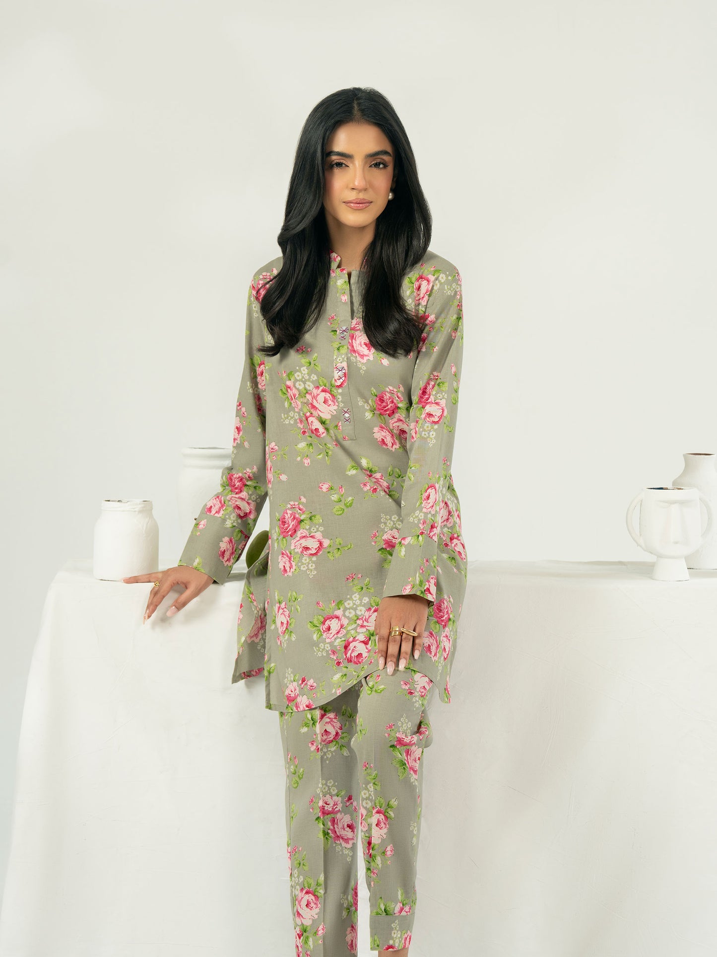 2 Piece Khaddar Suit-Printed (Pret)