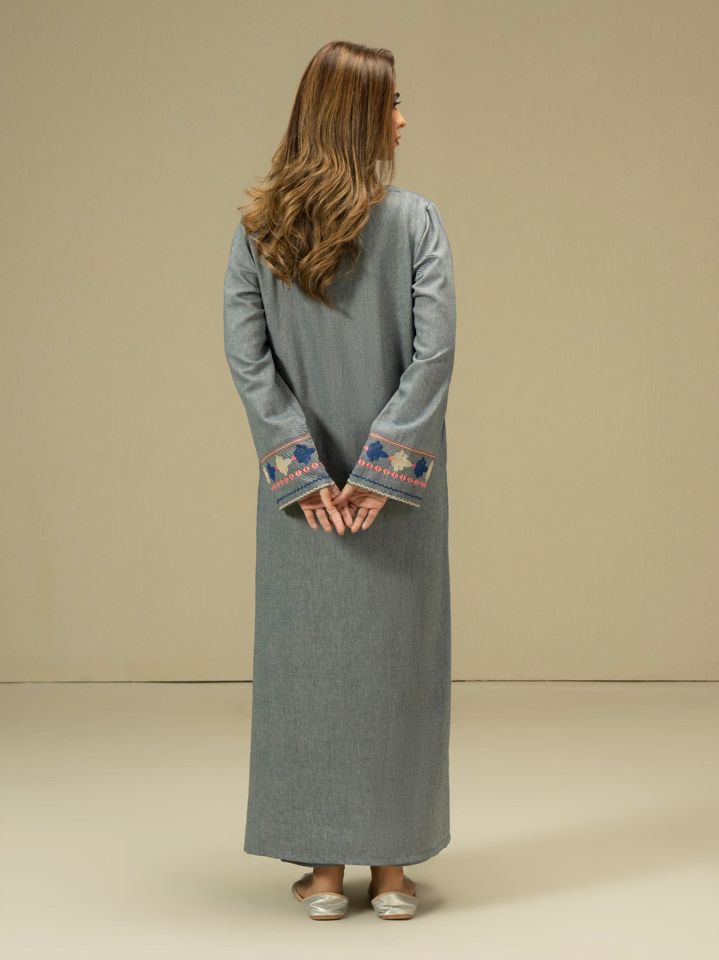 2 Piece  Yarn Dyed Suit-Embroidered (Pret)