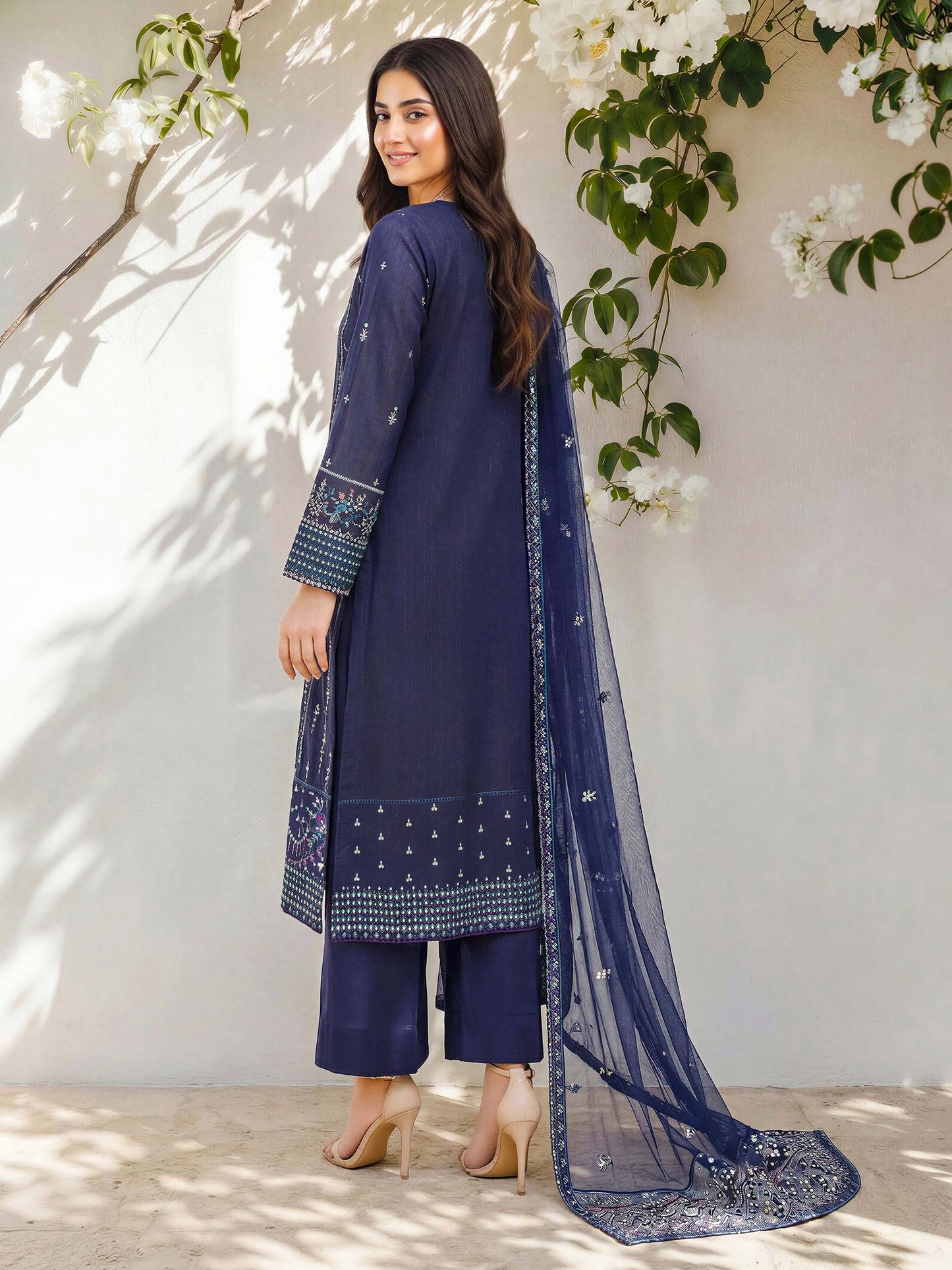 3 Piece Lawn Suit- Embroidered (Pret)