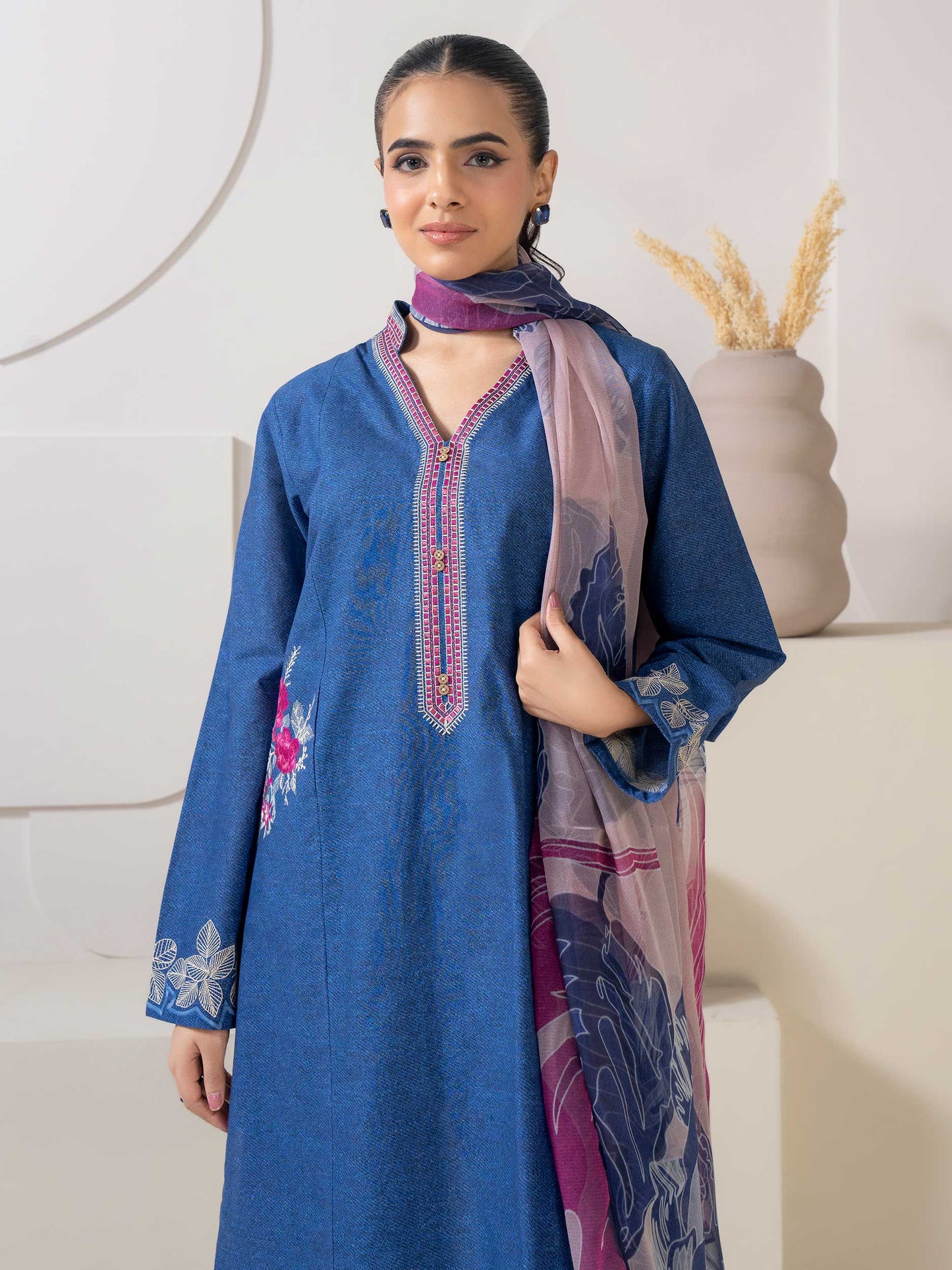 3 Piece Lawn Suit-Embroidered (Pret)