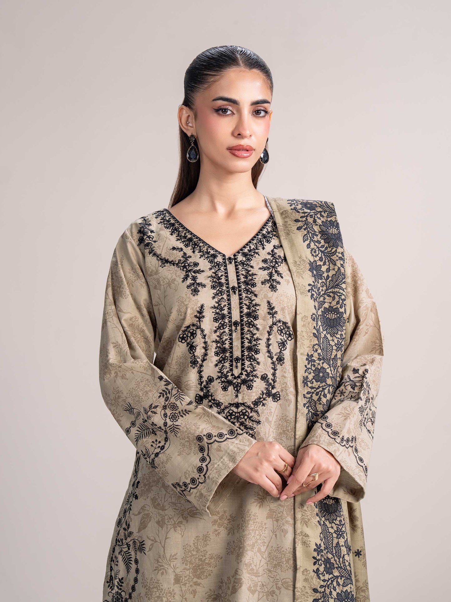 3 Piece Slub Khaddar Suit- Embroidered (Pret)