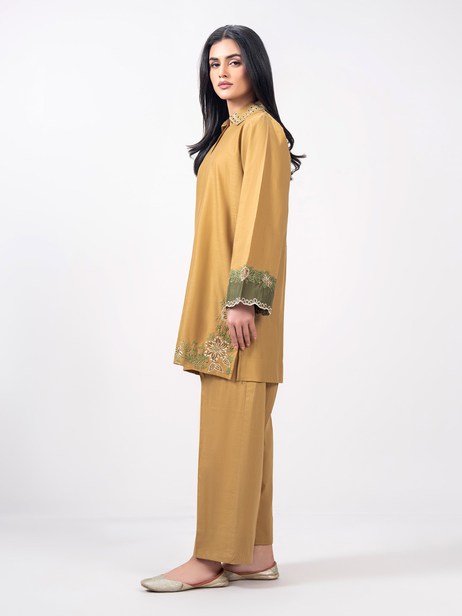 2 Piece Cambric Slub Suit- Embroidered (Pret)