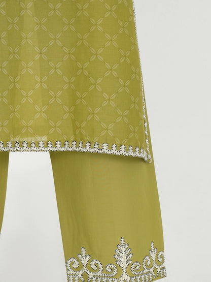 2 Piece Lawn Suit- Embroidered (Pret)
