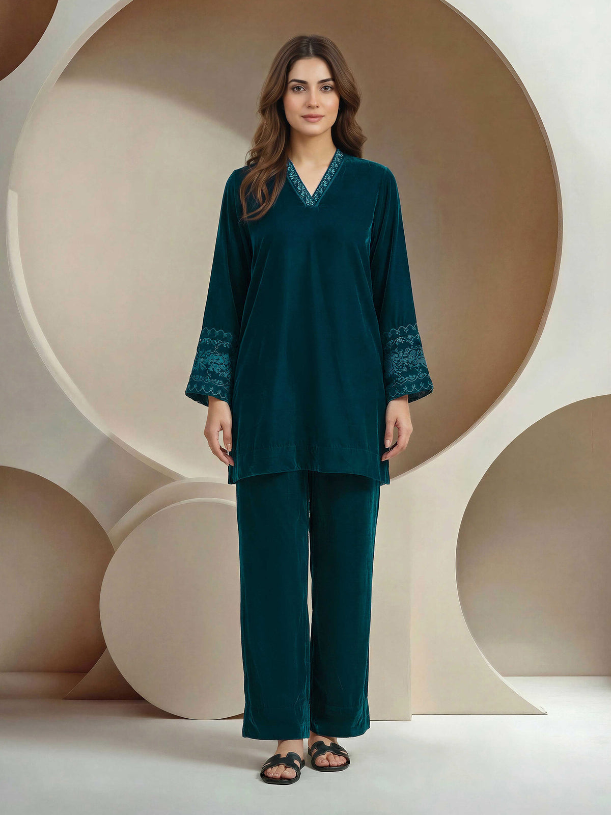 2 Piece Velvet Suit- Embroidered (Pret)