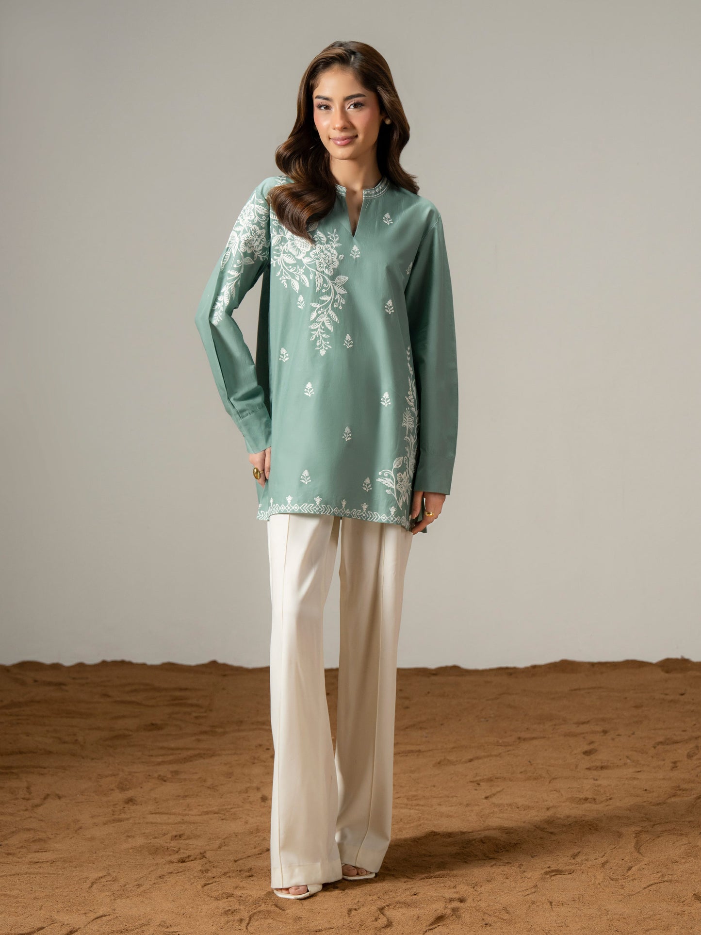 Cambric Kurti-Embroidered (Pret)