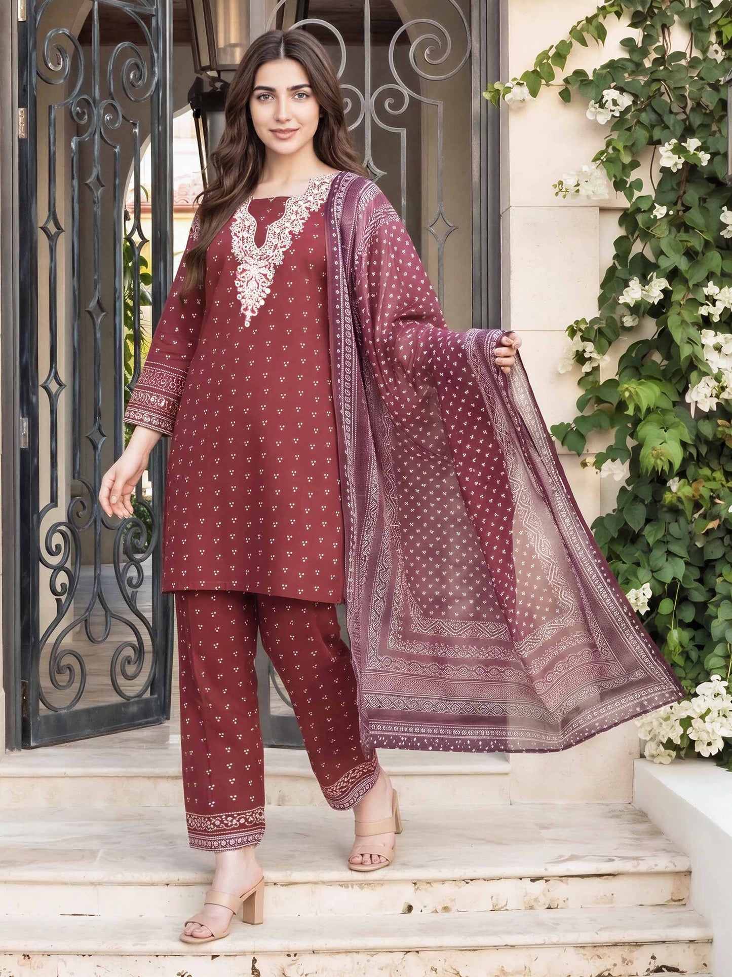 3 Piece Cambric Suit- Embroidered (Pret)