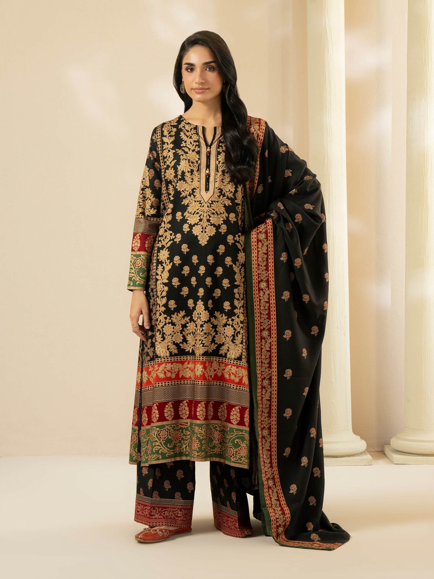 3 Piece Khaddar Suit-Prined (Pret)