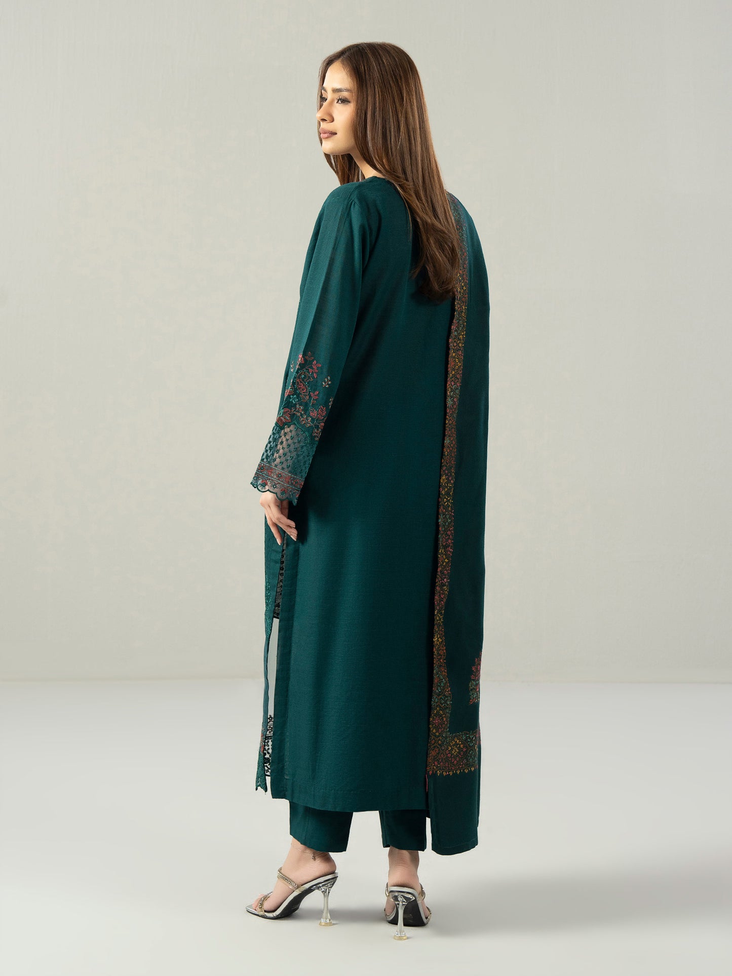 3-Piece Slub Khaddar Suit- Embroidered (Pret)