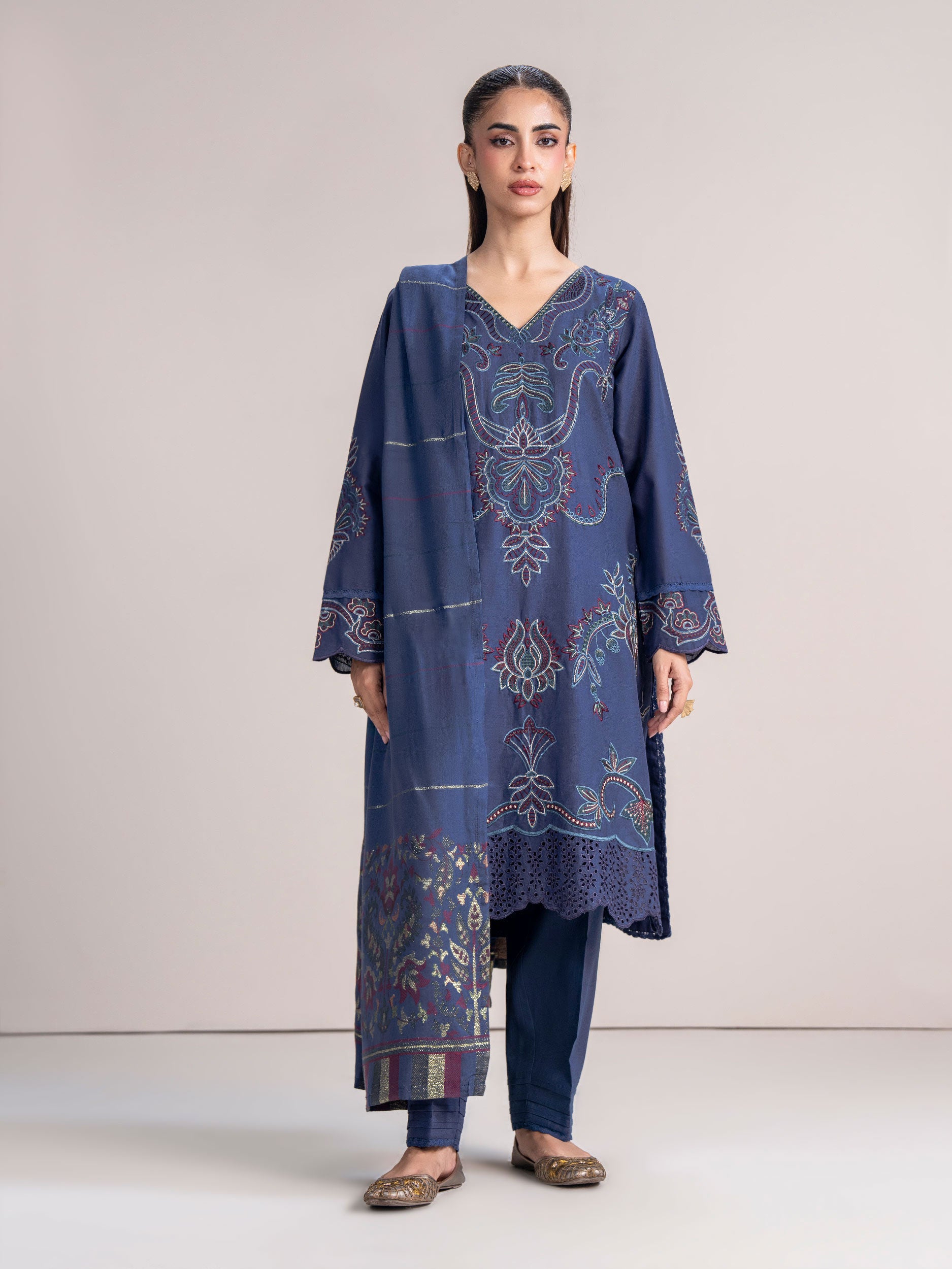 Retail Price: 10,999/-PKR