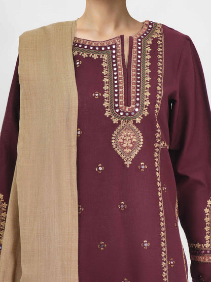 3-Piece Khaddar Suit-Embroidered (Pret)