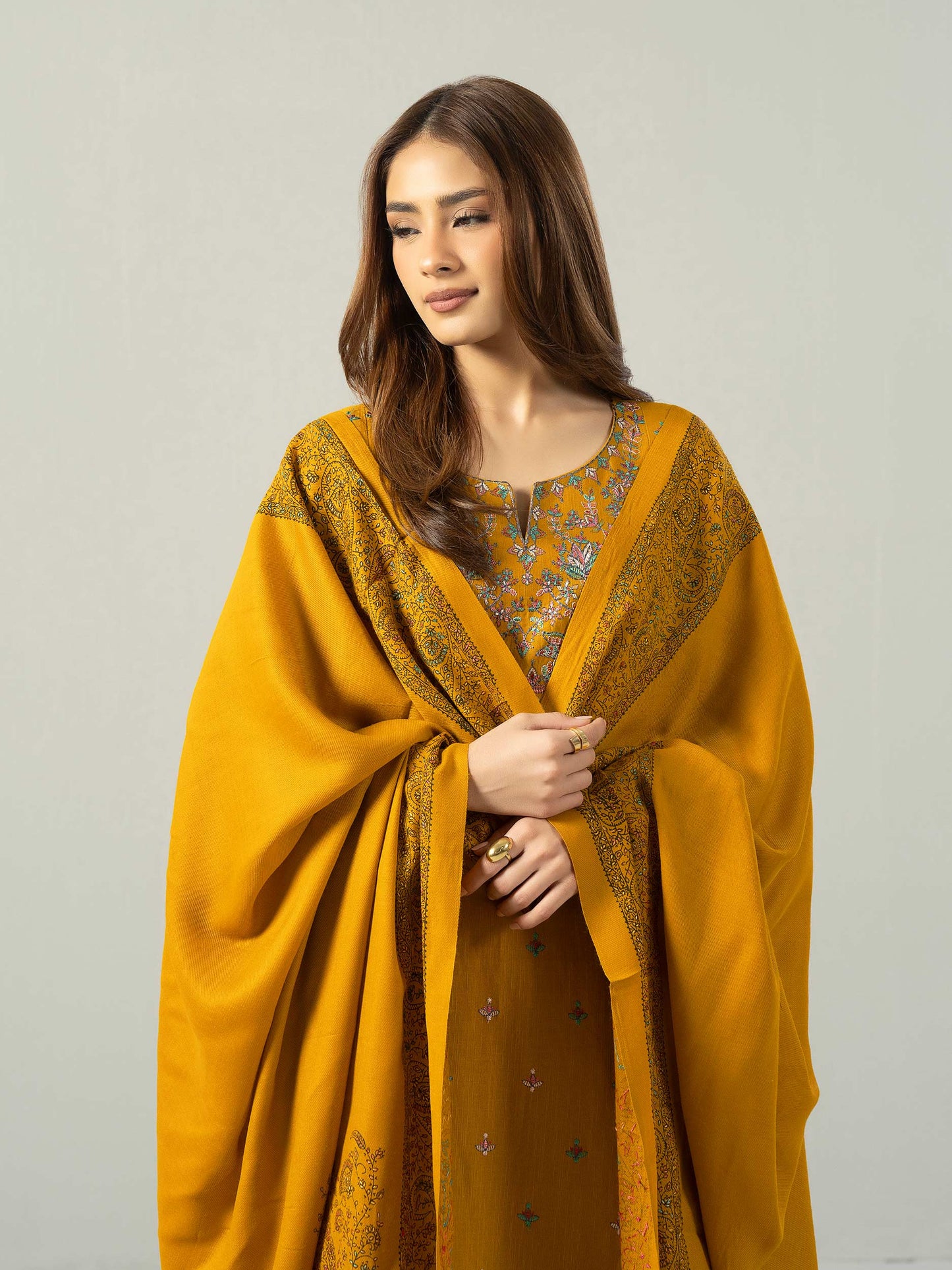 3 Piece Slub Khaddar Suit- Embroidered (Pret)